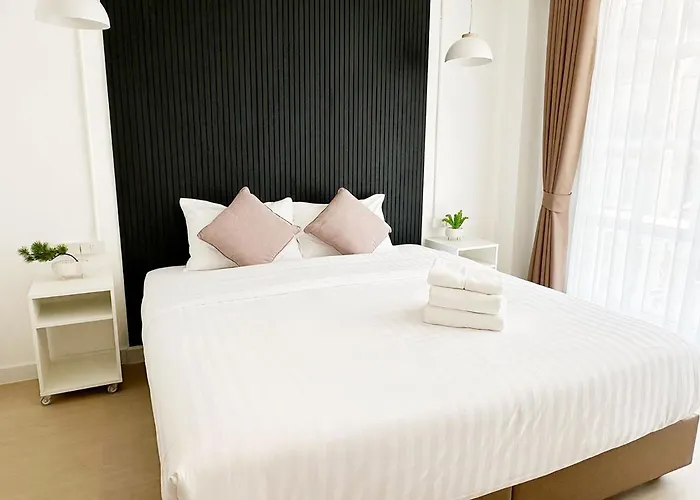 Hotel River