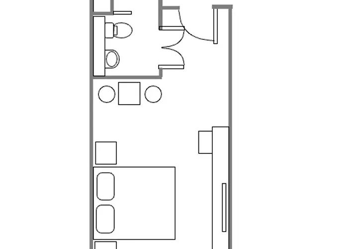Hotel River 3*