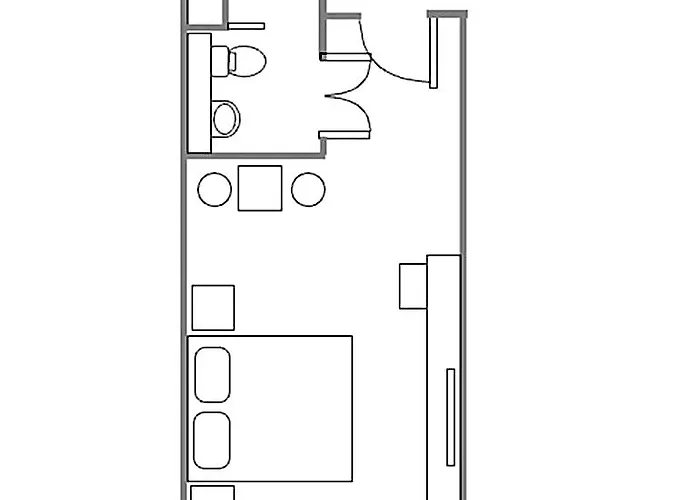 Hotel River 3*