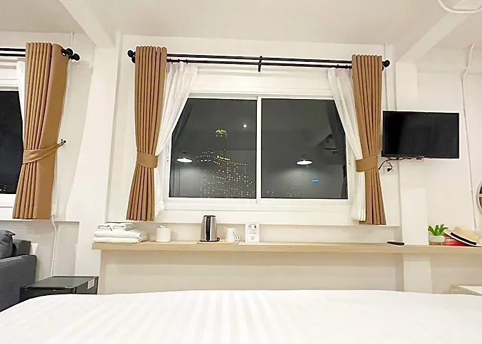 River Hotel Bangkok